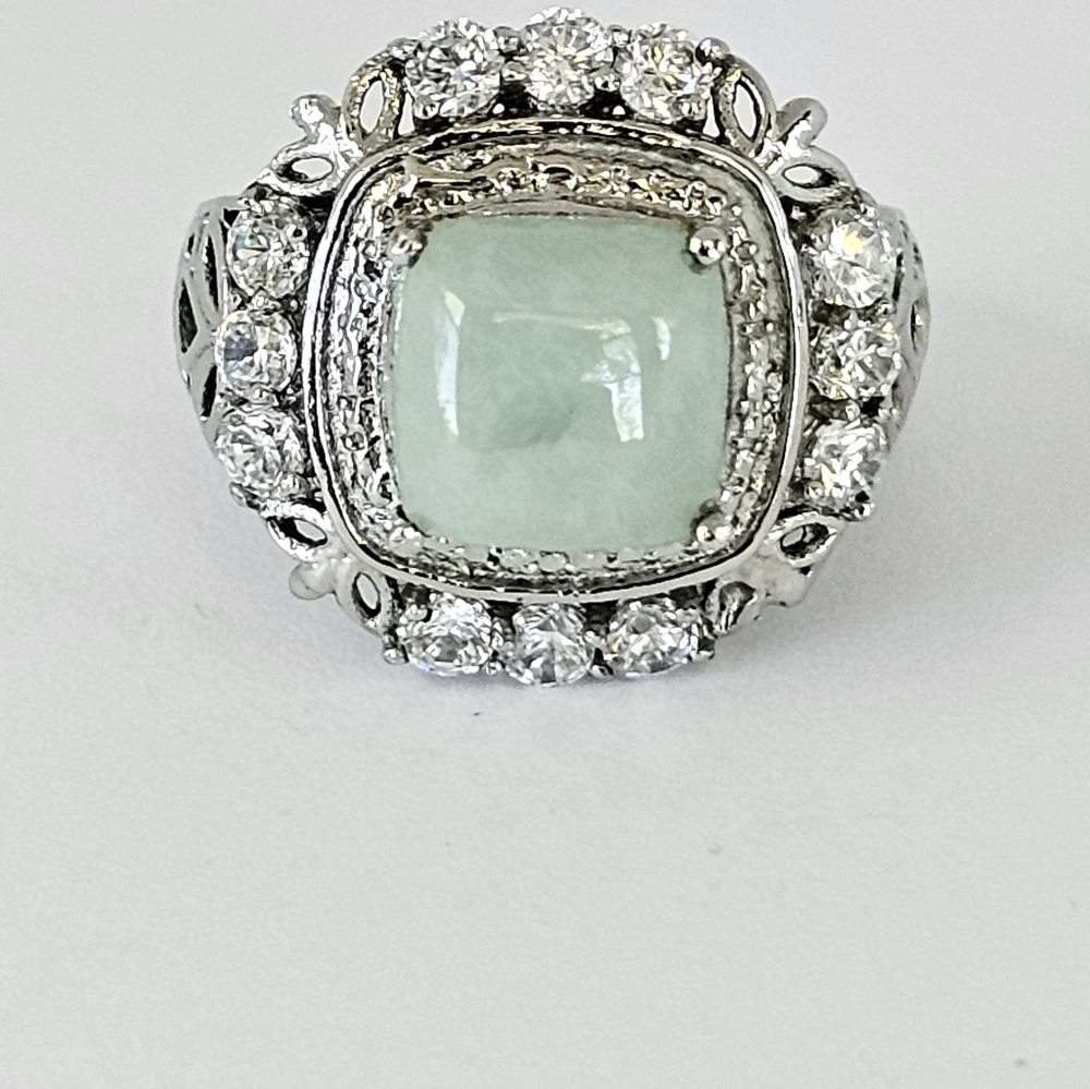 Gorgeous Jade & White Zircon in Platinum over Stainless Steel! Size 6! - Picture 7 of 10